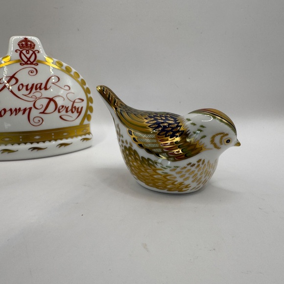 Royal Crown Derby Figurine Firecrest 1999 Collectors Guild Gift Gold Stopper. - Picture 6 of 12